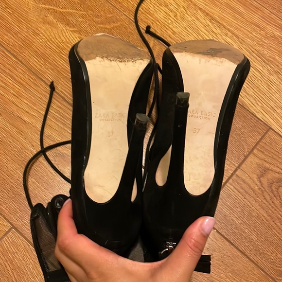 Black bootie - Picture 4 of 5